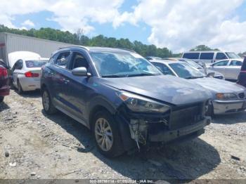  Salvage Hyundai TUCSON