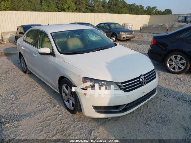  Salvage Volkswagen Passat