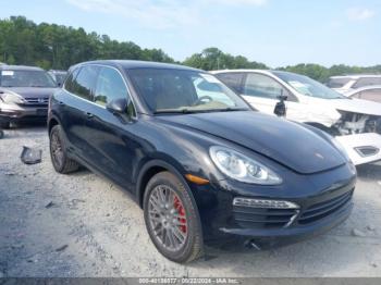  Salvage Porsche Cayenne