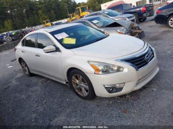  Salvage Nissan Altima