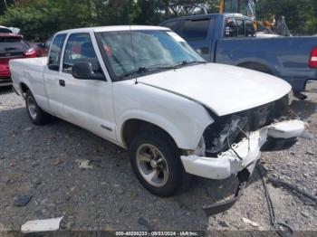  Salvage Chevrolet S-10