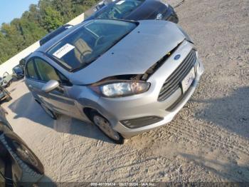  Salvage Ford Fiesta