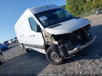  Salvage Mercedes-Benz Sprinter 2500