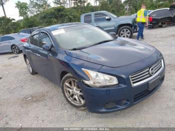  Salvage Nissan Maxima