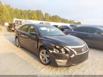  Salvage Nissan Altima