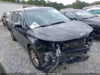  Salvage Kia Carnival