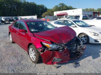  Salvage Nissan Altima