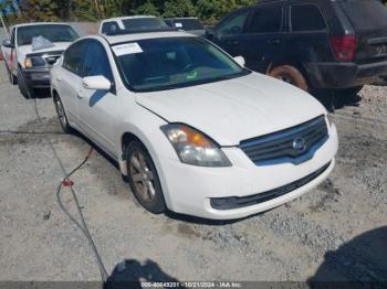  Salvage Nissan Altima