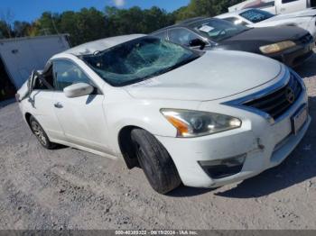  Salvage Nissan Altima