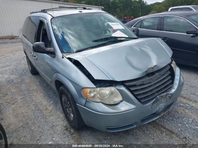  Salvage Chrysler Town & Country