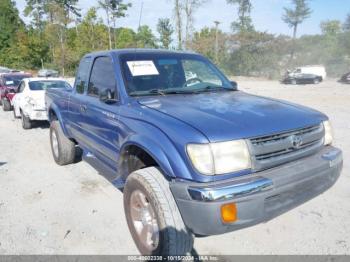  Salvage Toyota Tacoma