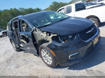  Salvage Chrysler Pacifica