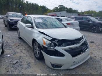  Salvage Nissan Altima