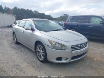  Salvage Nissan Maxima