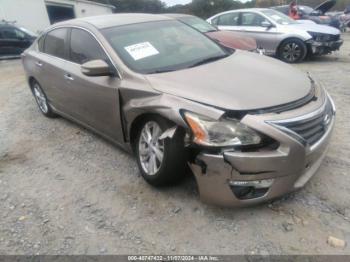  Salvage Nissan Altima