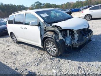  Salvage Toyota Sienna