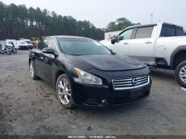  Salvage Nissan Maxima