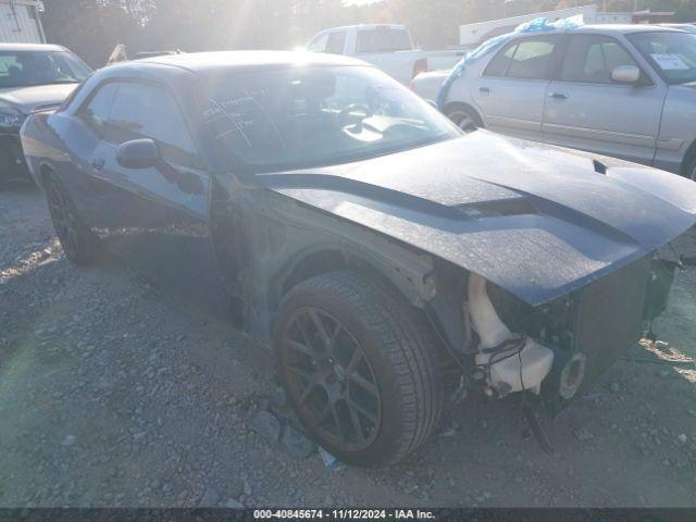  Salvage Dodge Challenger