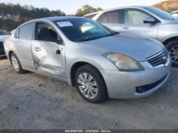  Salvage Nissan Altima