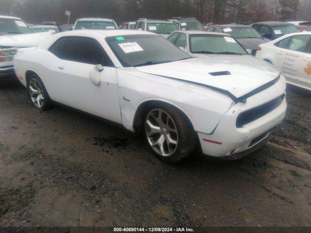  Salvage Dodge Challenger