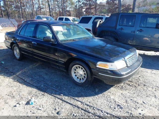  Salvage Ford Crown Victoria