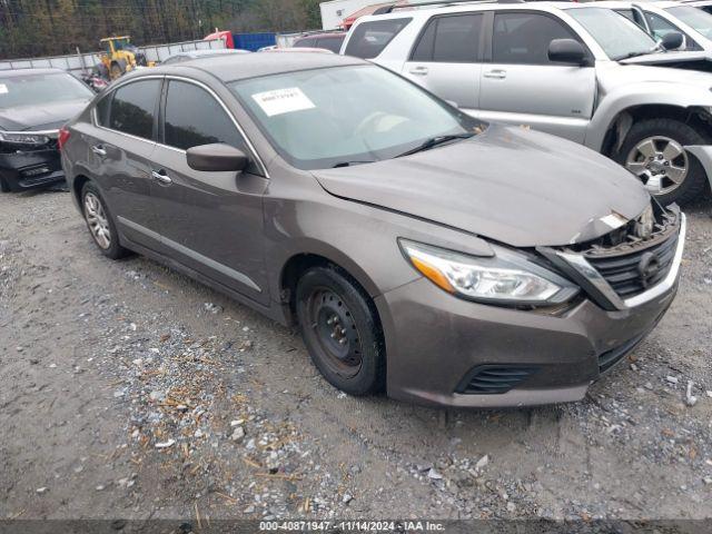  Salvage Nissan Altima