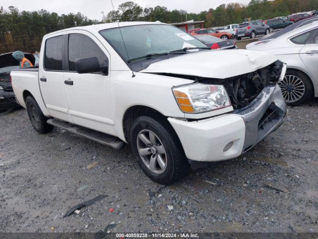  Salvage Nissan Titan