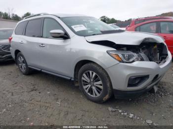  Salvage Nissan Pathfinder