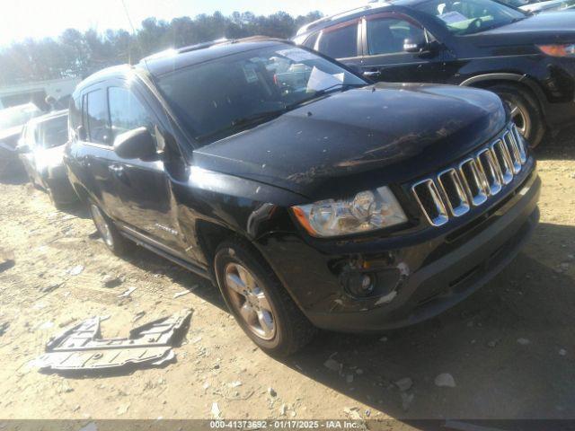  Salvage Jeep Compass