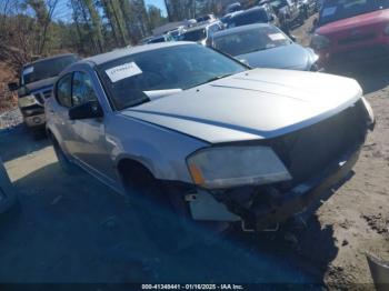  Salvage Dodge Avenger