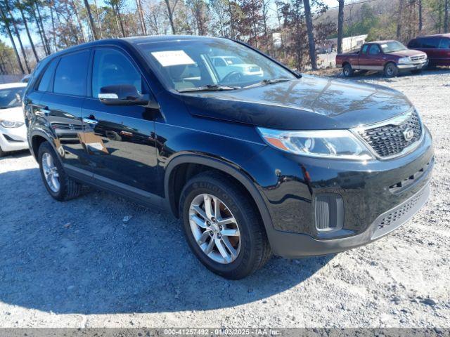  Salvage Kia Sorento