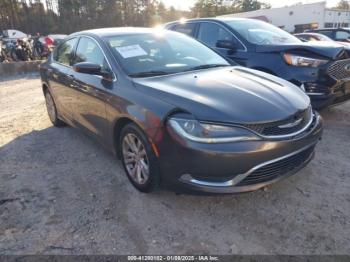  Salvage Chrysler 200