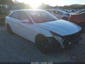  Salvage Hyundai ELANTRA