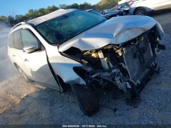  Salvage Nissan Pathfinder