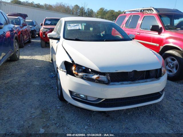  Salvage Volkswagen Passat