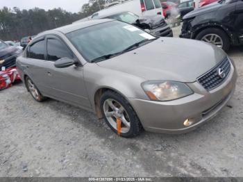  Salvage Nissan Altima