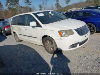  Salvage Chrysler Town & Country