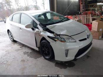  Salvage Toyota Prius