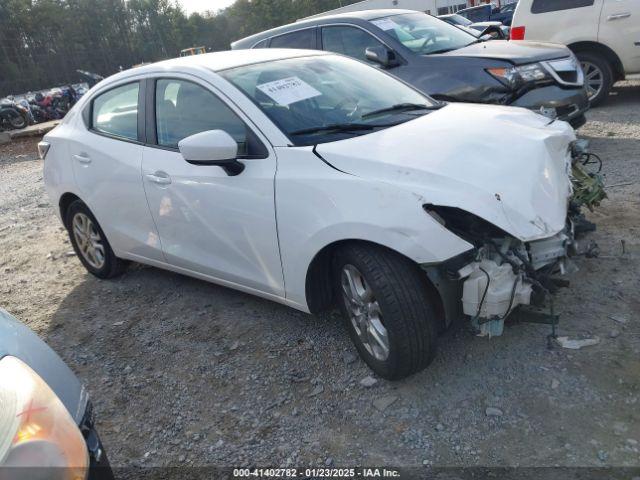  Salvage Toyota Yaris