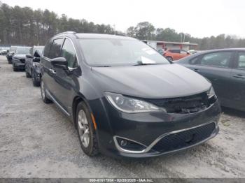  Salvage Chrysler Pacifica