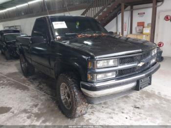  Salvage Chevrolet Gmt