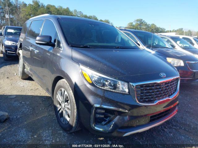  Salvage Kia Sedona