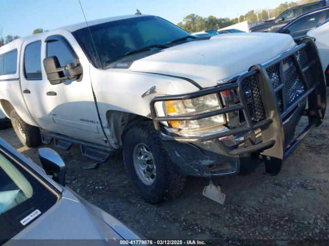  Salvage Chevrolet Silverado 2500
