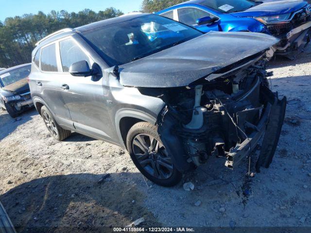  Salvage Kia Seltos