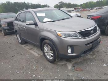  Salvage Kia Sorento