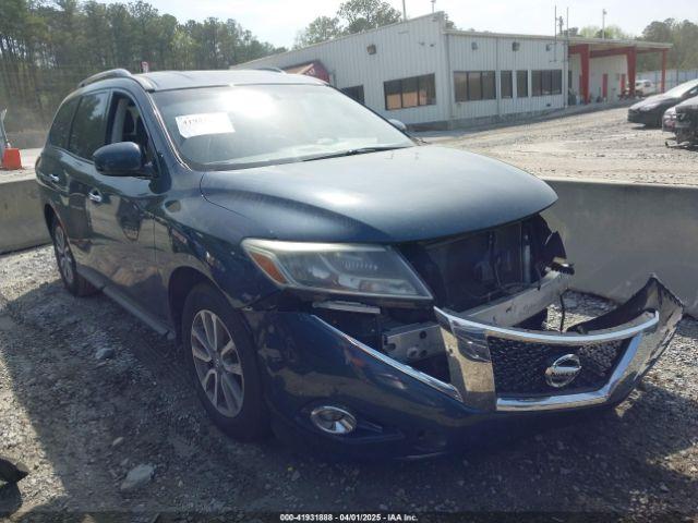  Salvage Nissan Pathfinder