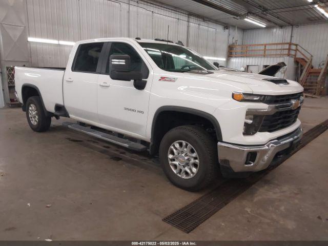  Salvage Chevrolet Silverado 3500