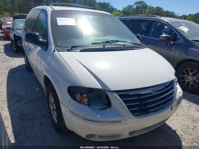  Salvage Chrysler Town & Country