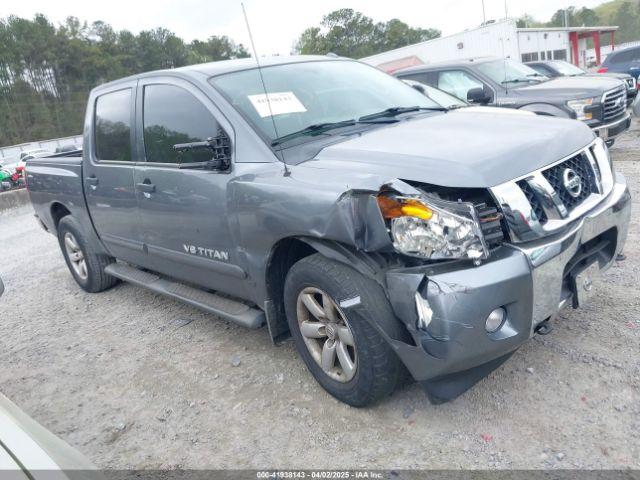  Salvage Nissan Titan
