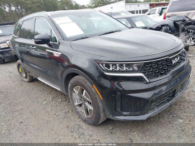  Salvage Kia Sorento